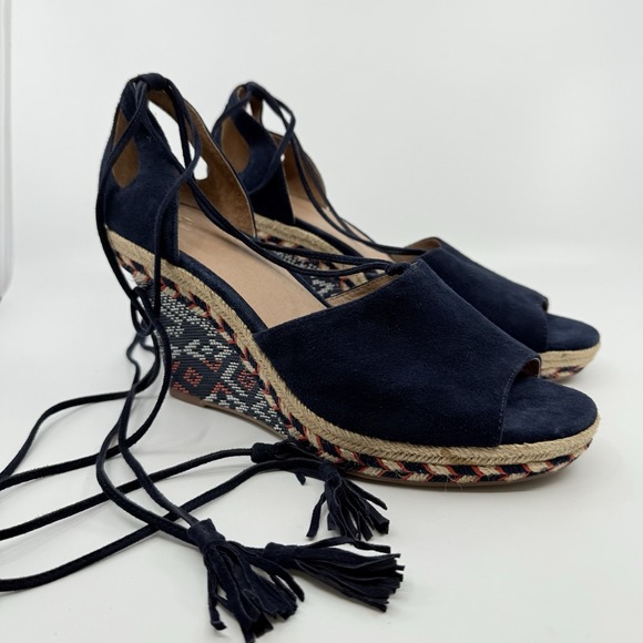 NEW‎ CABI ISLA SUEDE WEDGE ESPADRILLE AZTEC WOMEN 10 Ankle Tassel Nautical 6001 - Picture 3 of 16